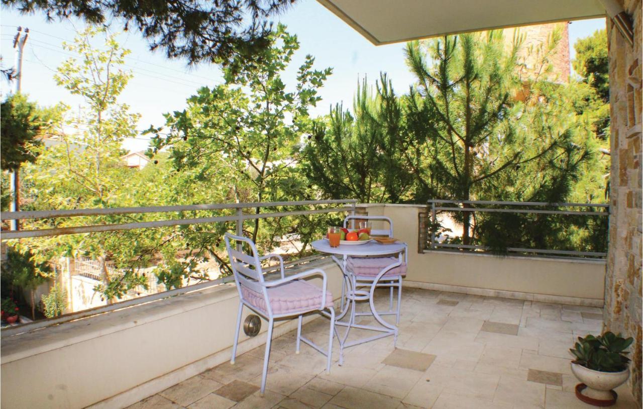 Amazing Home In Artemida With Kitchen מראה חיצוני תמונה