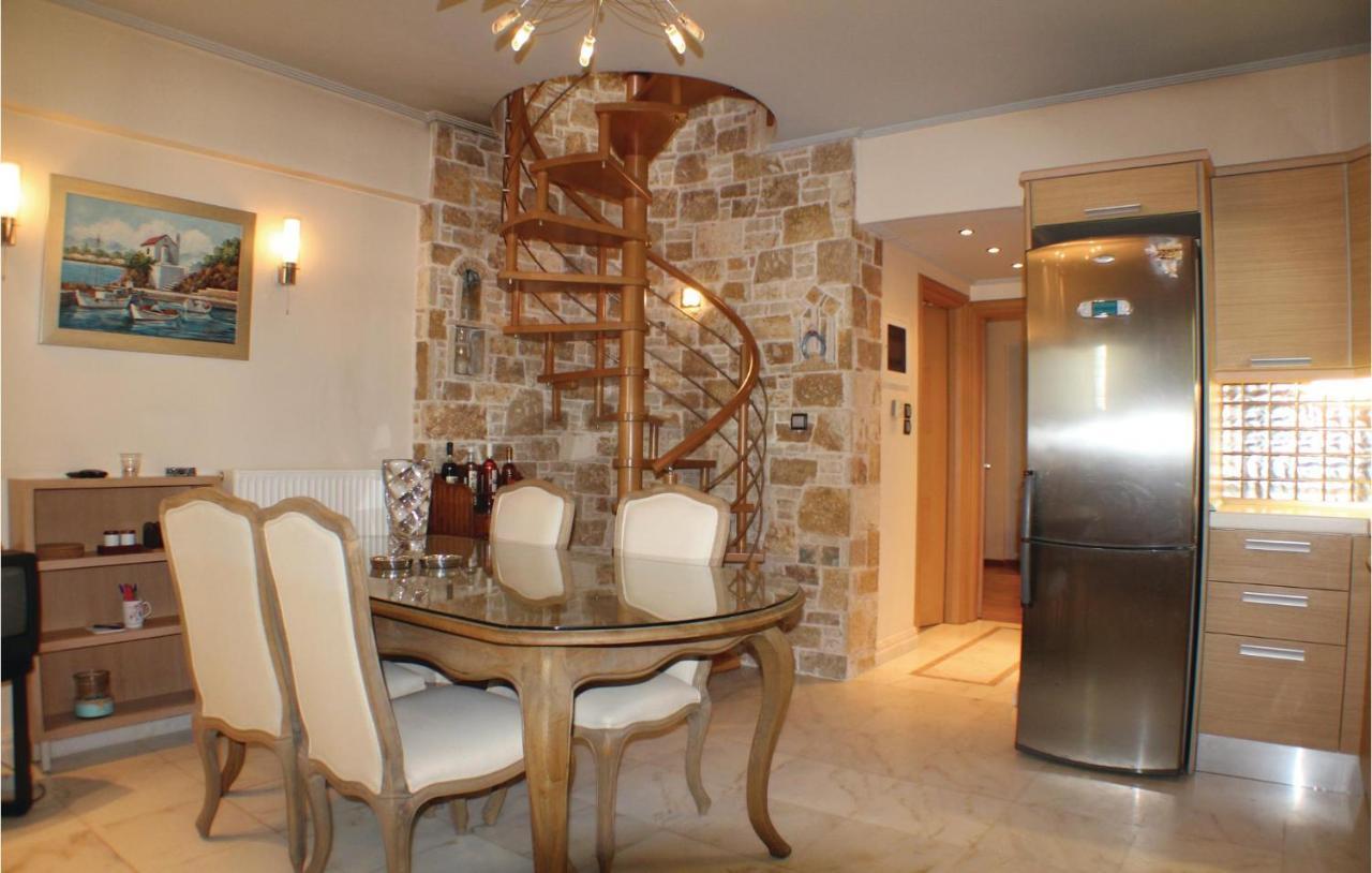 Amazing Home In Artemida With Kitchen מראה חיצוני תמונה