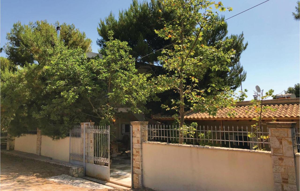 Amazing Home In Artemida With Kitchen מראה חיצוני תמונה