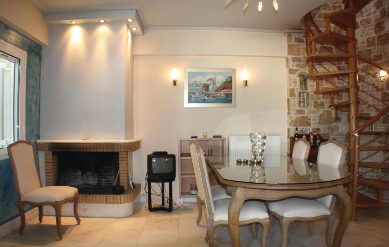Amazing Home In Artemida With Kitchen מראה חיצוני תמונה
